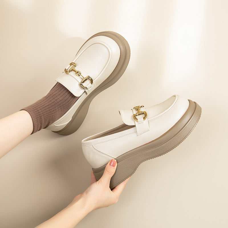 Leather Loafers With Chain
