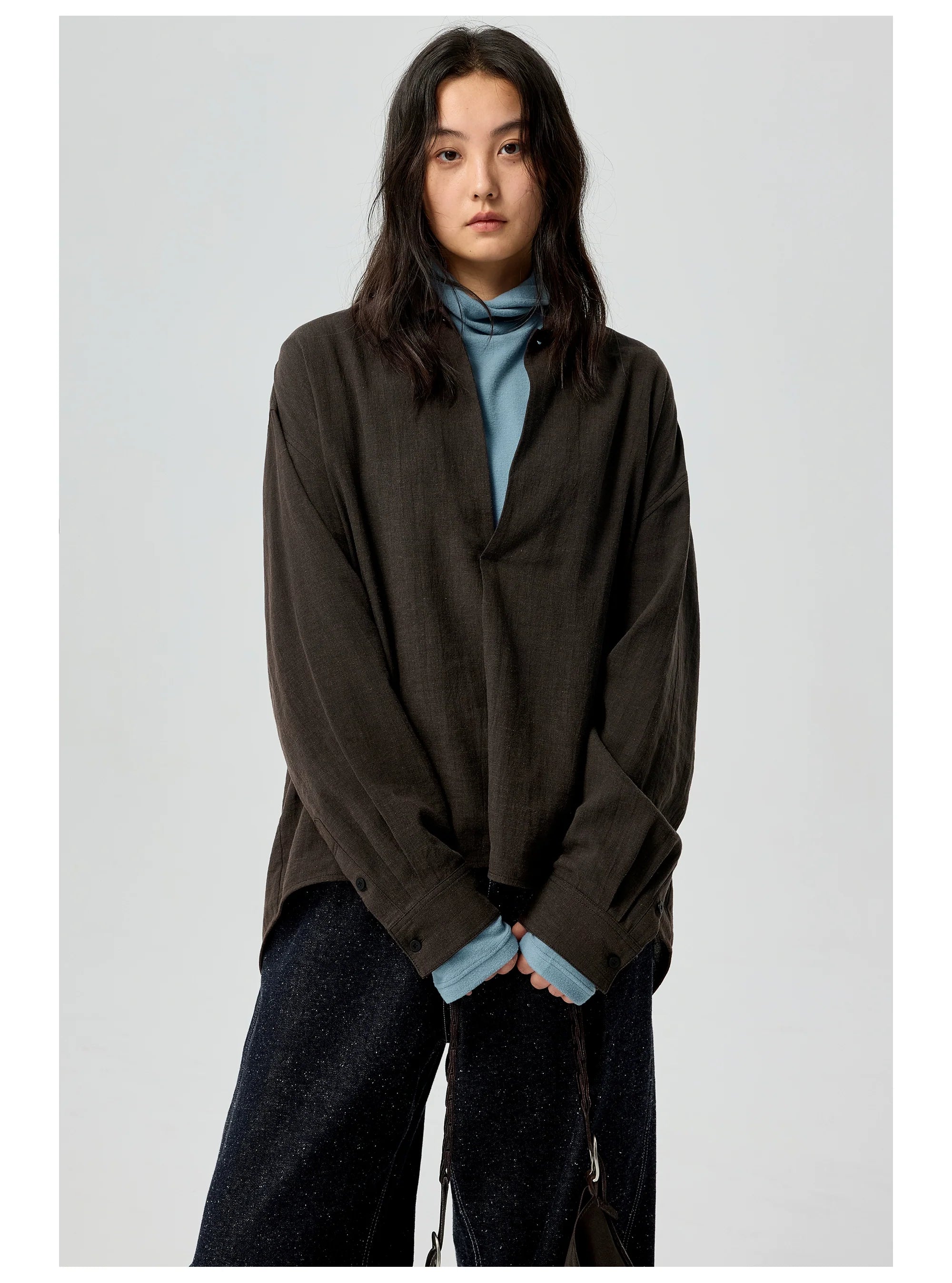 Relaxed Linen Collared Blouse