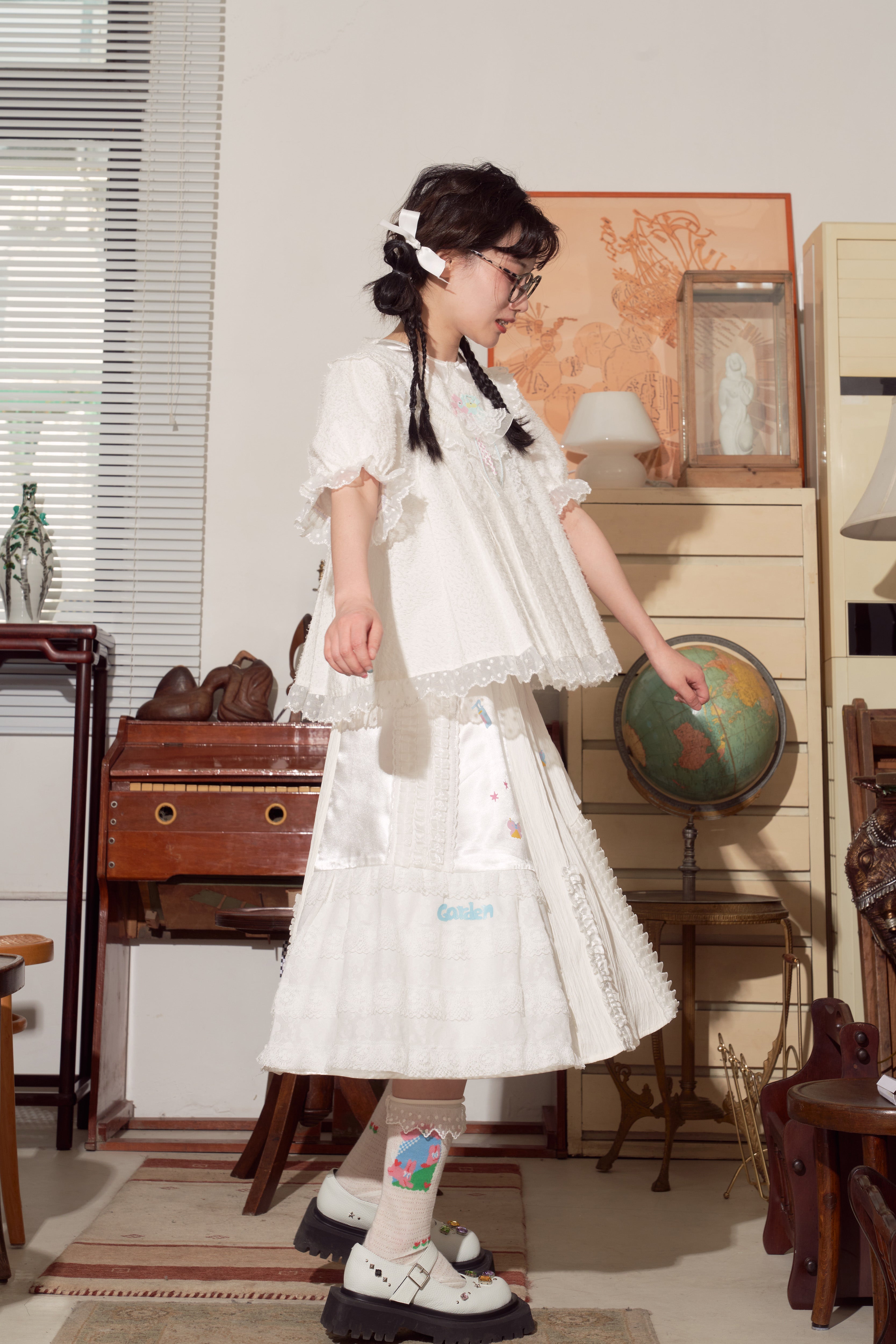 White Patchwork Embroidered Ruffle Circle Skirt