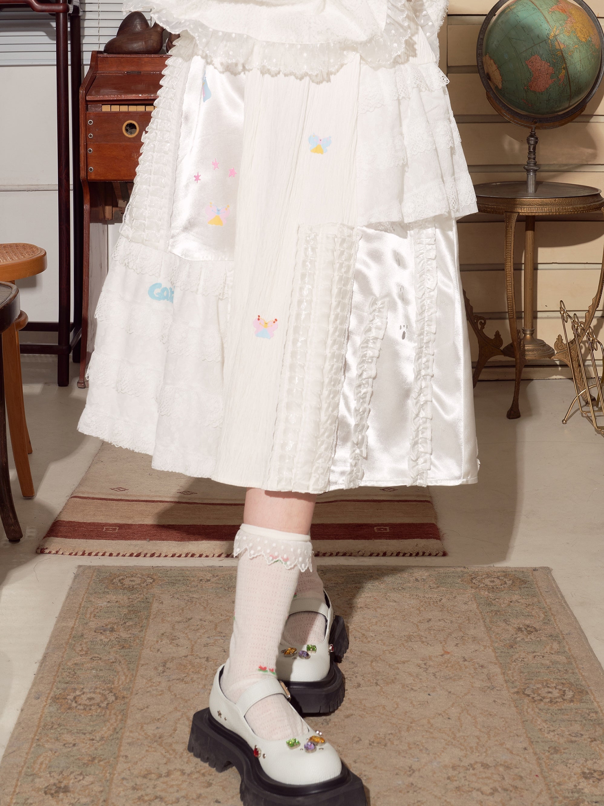 White Patchwork Embroidered Ruffle Circle Skirt